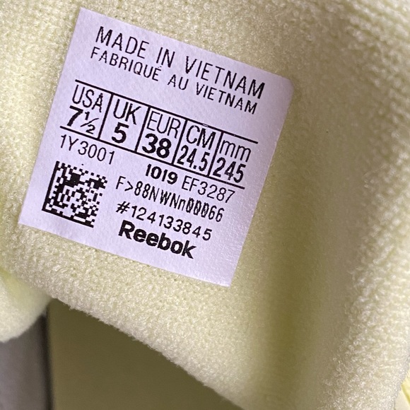 NWOT Reebok Club C 85 Women’s Sneakers Lemon Glow - Picture 7 of 10